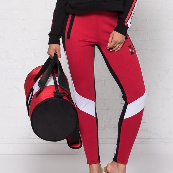 Y&R x Sammy Wilk | NWOT** 00 Duffle Bag - Picture 3 of 9